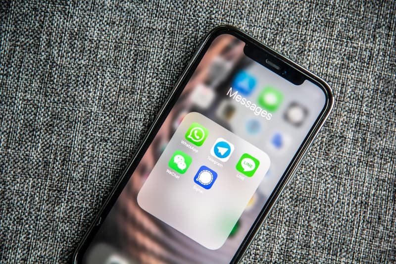 WhatsApp vs SMS for Dental Appointment Reminders: Which Gets Better Results?